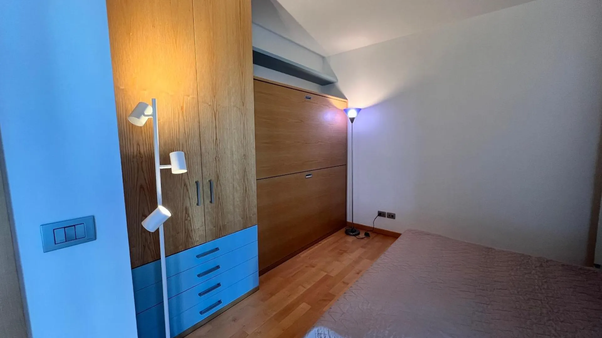 דירות לידו די ג'סולו Immobiliare Jvl-Frontemar 0*,